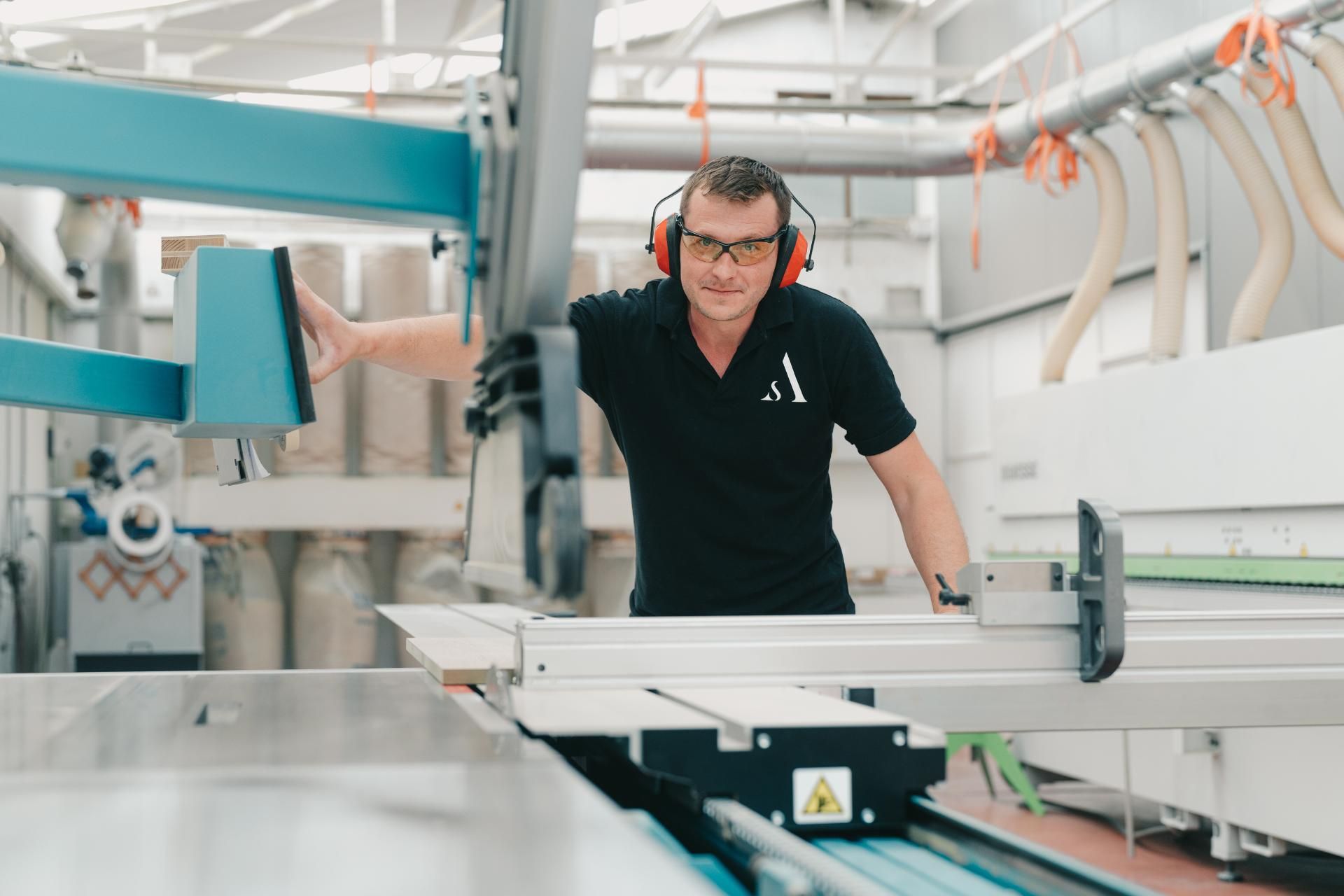 SA Interieur Atelier Zaagmachine